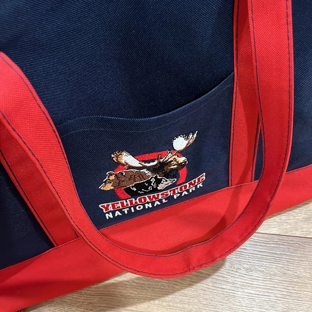 Yellowstone National Park embroidered travel zipper tote bag souvenir - Picture 5 of 5